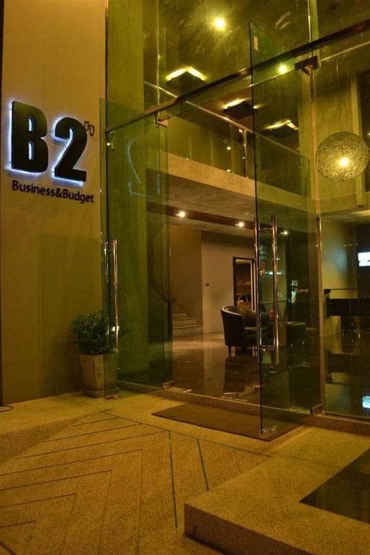 B2 Black Business And Budget Hotel Chiang Mai Exterior photo