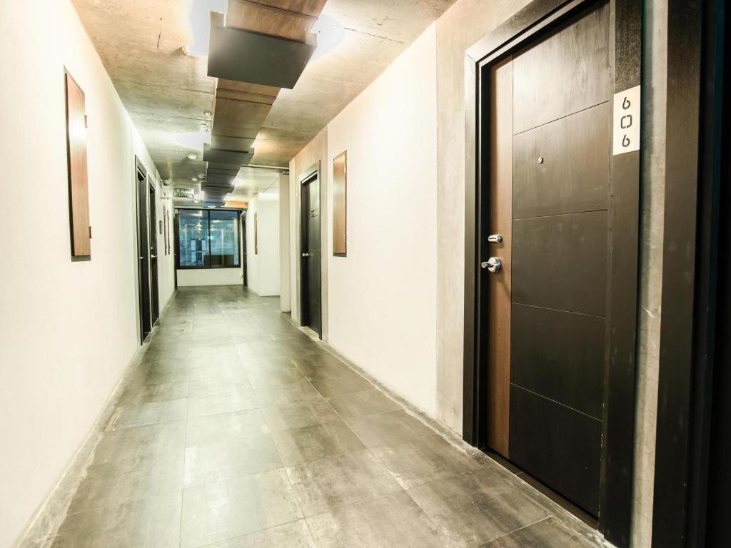 B2 Black Business And Budget Hotel Chiang Mai Exterior photo