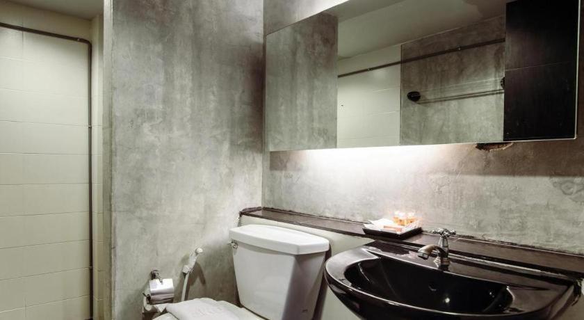 B2 Black Business And Budget Hotel Chiang Mai Exterior photo